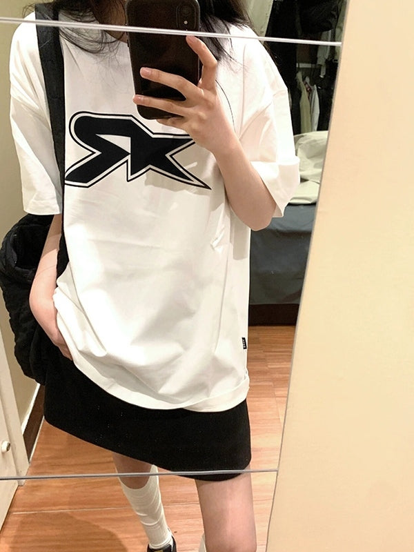 Black Street Oversize T-shirt z wzorem gwiazd i krótkie rękawy