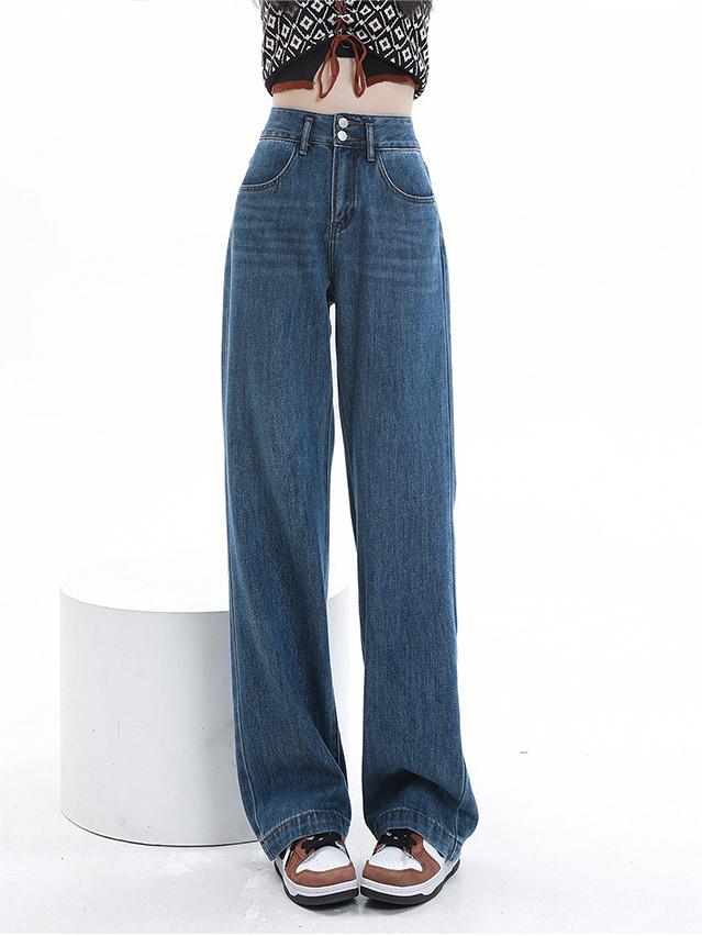 Hochgeknöpfte Air Jeans mit hoher Taille