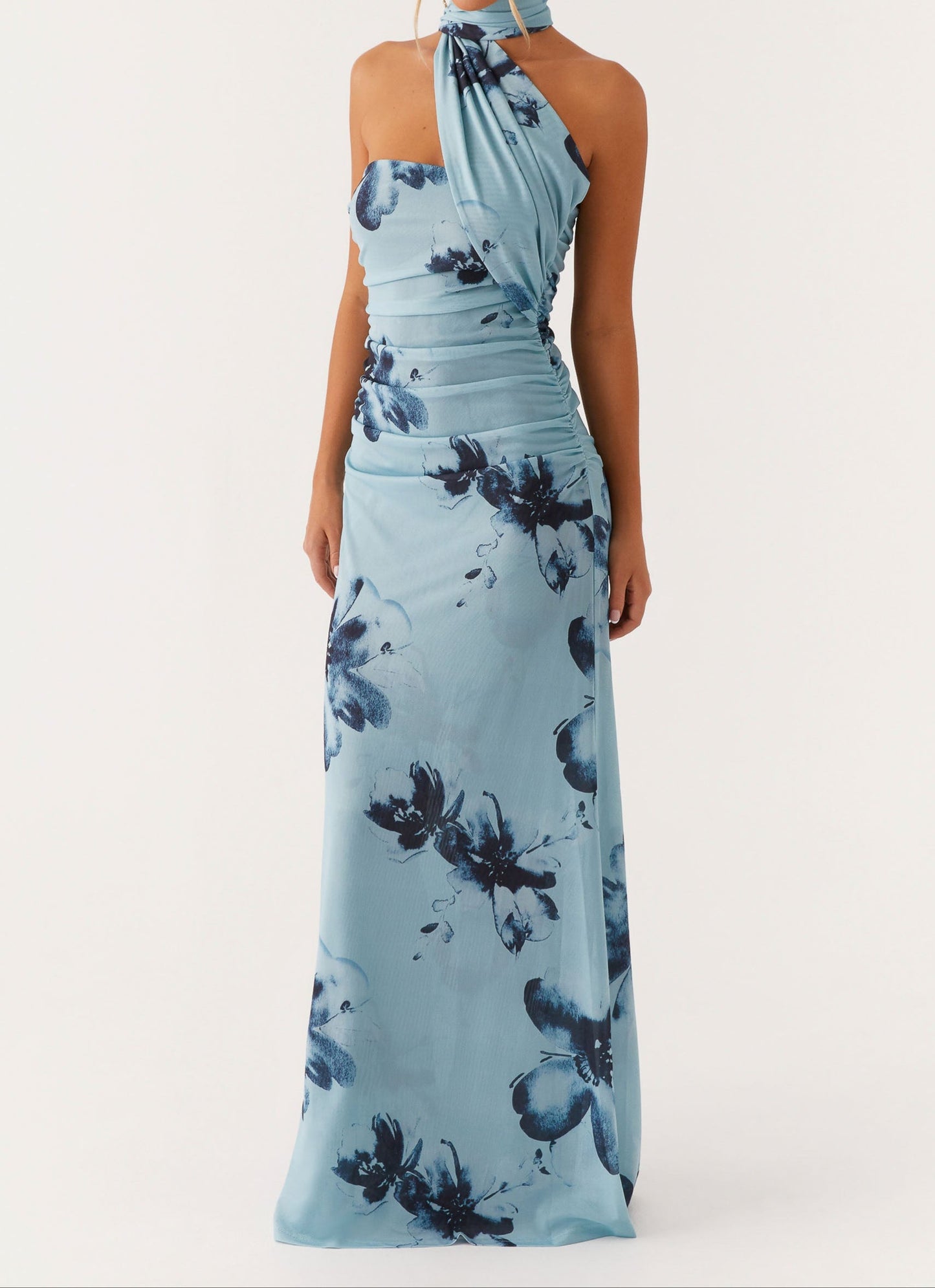 Carlotta Maxikleid – Blau Schwarz mit Blumenmuster