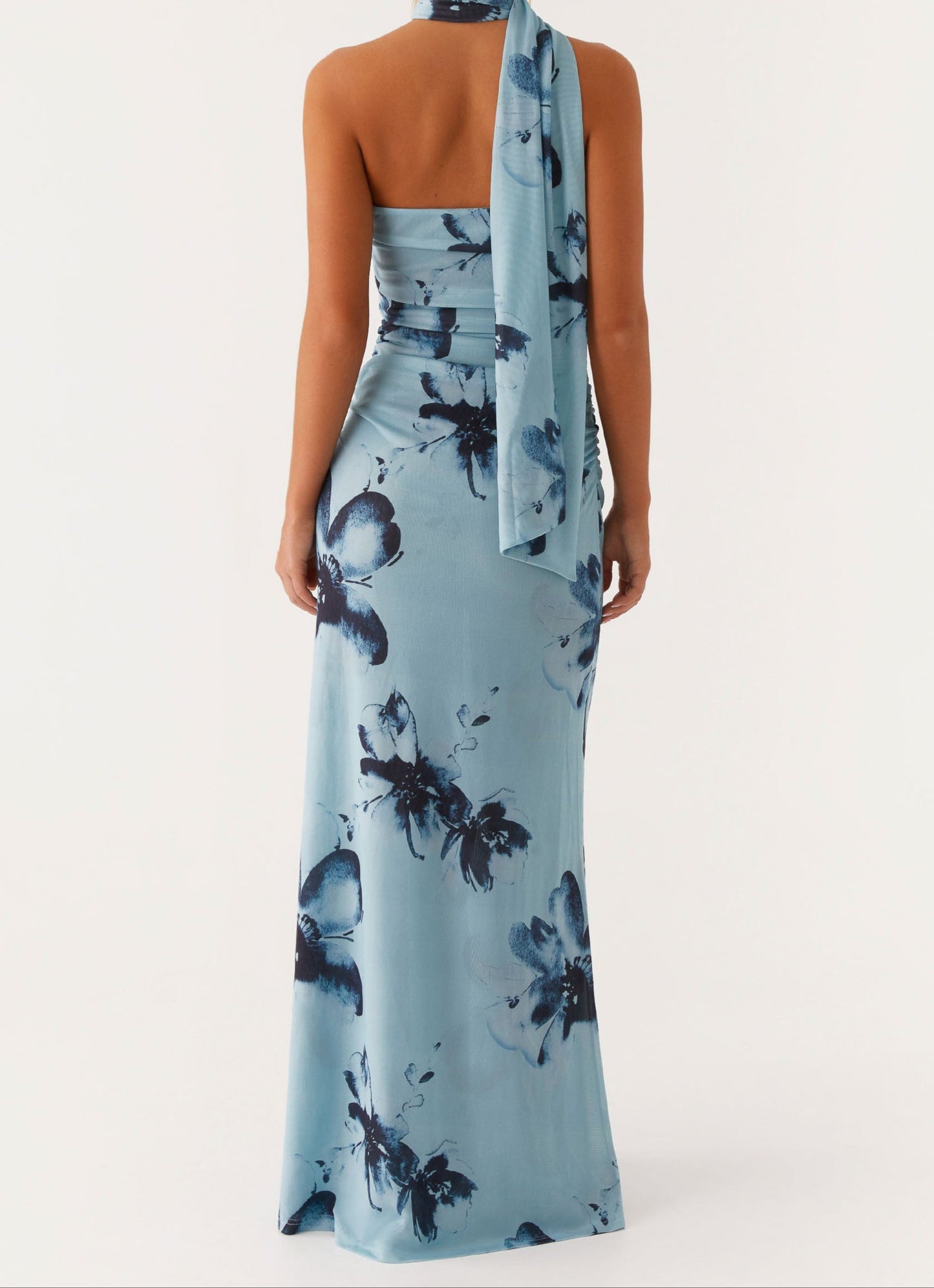 Carlotta Maxikleid – Blau Schwarz mit Blumenmuster