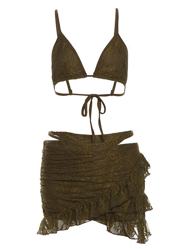 Set bikini a tre pezzi con volant in pizzo