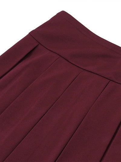 Set top e minigonna vintage bordeaux con spalle scoperte e bottoni