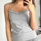 Top canotta in pizzo grigio vintage con scollo quadrato