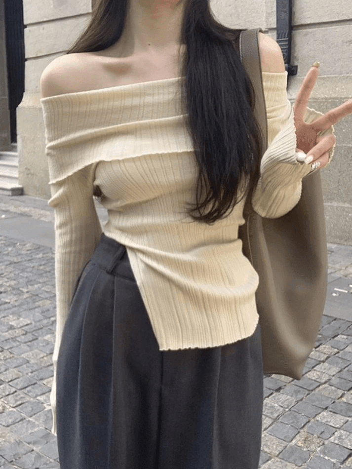 Off Shoulder Rippstrick Top mit Schlitz