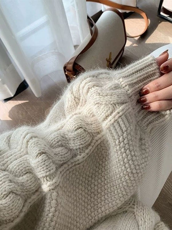 Oversized Pullover mit Zopfmuster